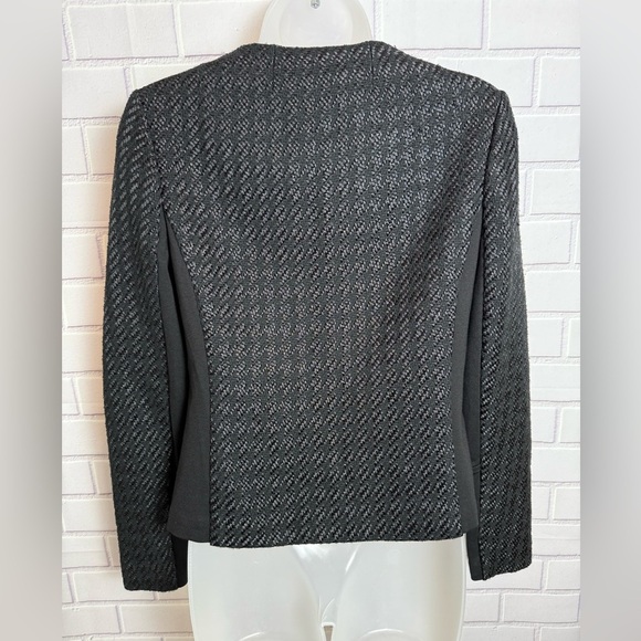 CALVIN KLEIN Black Blazer with Sleek Design and Tailored Fit/size 4 - Picture 6 of 8